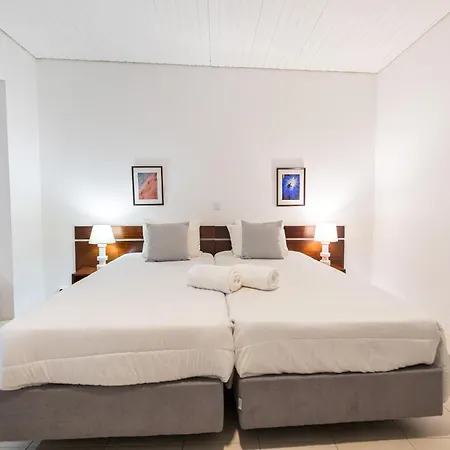 Barracuda Apartahotel